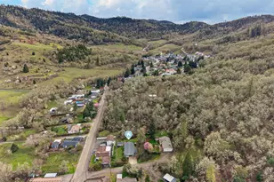 2153 SE Ohio Ave, Roseburg, OR 97470 - Photo 37