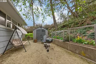 2153 SE Ohio Ave, Roseburg, OR 97470 - Photo 29