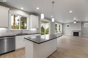 14047 SE Piper Cub Wy, Milwaukie, OR 97267 - Photo 9