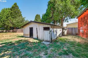 295 W Evans Creek Rd, Rogue River, OR 97537 - Photo 35