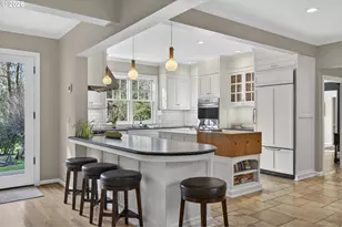 13220 S Iron Mountain Blvd, Portland, OR 97219 - Photo 7