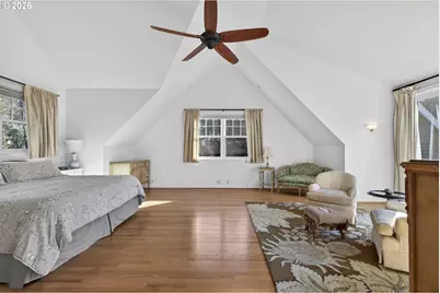13220 S Iron Mountain Blvd, Portland, OR 97219 - Photo 13