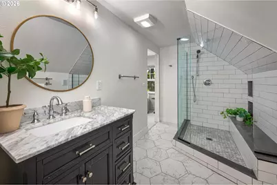8234 SW Capitol Hwy, Portland, OR 97219 - Photo 27