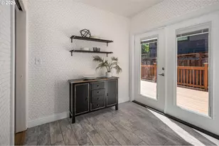 8234 SW Capitol Hwy, Portland, OR 97219 - Photo 11