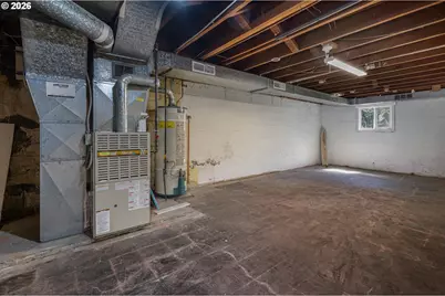 8234 SW Capitol Hwy, Portland, OR 97219 - Photo 31