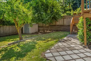 8234 SW Capitol Hwy, Portland, OR 97219 - Photo 37