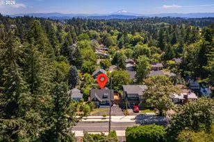 8234 SW Capitol Hwy, Portland, OR 97219 - Photo 45