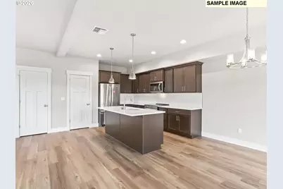 504 NE Trillium Dr, Estacada, OR 97023 - Photo 5