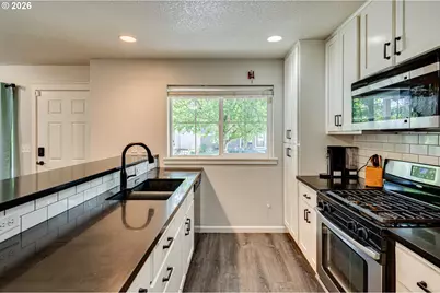 1106 SE 6th St, Battle Ground, WA 98604 - Photo 7