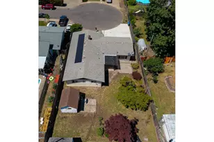 1081 E Jackson Ave, Cottage Grove, OR 97424 - Photo 41