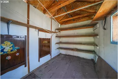 1081 E Jackson Ave, Cottage Grove, OR 97424 - Photo 39
