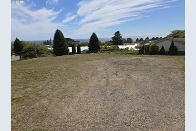 15282 Highway 101, Brookings, OR 97415 - Photo 11