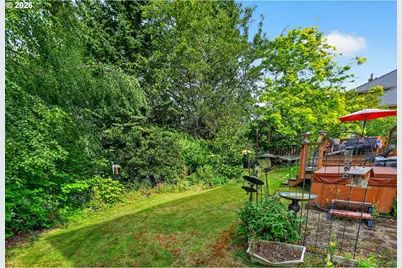 1763 NW 127th Pl, Portland, OR 97229 - Photo 39