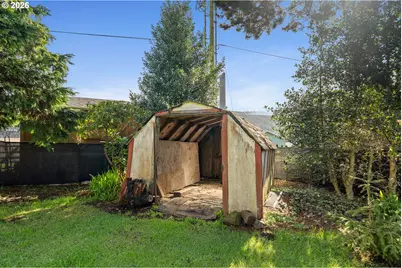 111 Cypress Ave, Garibaldi, OR 97118 - Photo 27