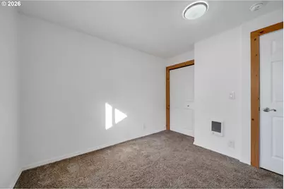 111 Cypress Ave, Garibaldi, OR 97118 - Photo 11