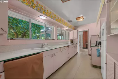 11990 SW Denney Rd, Beaverton, OR 97008 - Photo 9