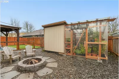 806 SE 73rd Ave, Hillsboro, OR 97123 - Photo 31