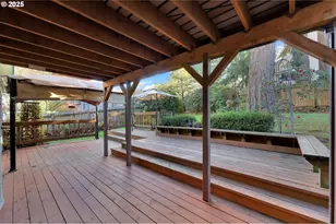 3426 Breezewood Ave, Eugene, OR 97405 - Photo 41