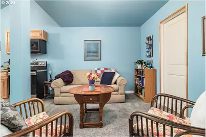 20 Willow St, Depoe Bay, OR 97341 - Photo 15
