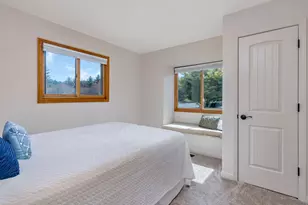 36159 SW Viewridge Ln, Hillsboro, OR 97123 - Photo 23
