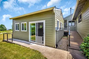 36159 SW Viewridge Ln, Hillsboro, OR 97123 - Photo 39