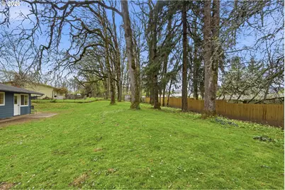 239 NE Azalea Dr, Adair Village, OR 97330 - Photo 27