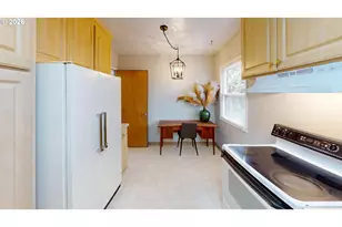 809 E 20th St, The Dalles, OR 97058 - Photo 7