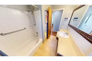 809 E 20th St, The Dalles, OR 97058 - Photo 9