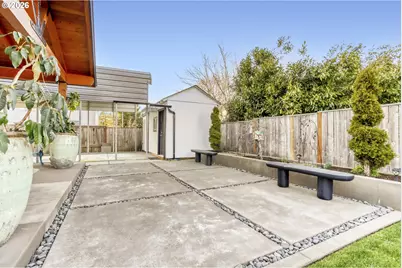 19039 SW Pike Ln, Beaverton, OR 97003 - Photo 27