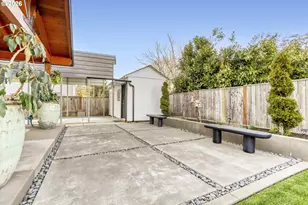 19039 SW Pike Ln, Beaverton, OR 97003 - Photo 27