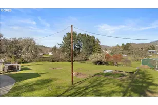 3905 Carnes Rd, Roseburg, OR 97471 - Photo 33