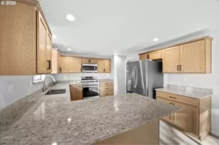 3905 Carnes Rd, Roseburg, OR 97471 - Photo 11