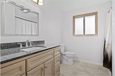 3905 Carnes Rd, Roseburg, OR 97471 - Photo 15