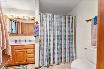 864 Larkspur Ln, Oakland, OR 97462 - Photo 17