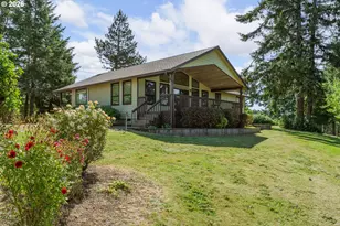 864 Larkspur Ln, Oakland, OR 97462 - Photo 3