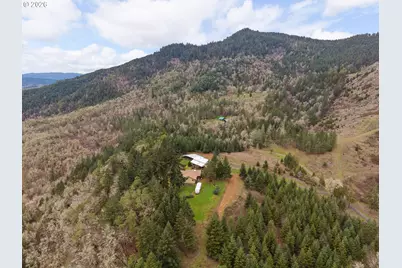 864 Larkspur Ln, Oakland, OR 97462 - Photo 43