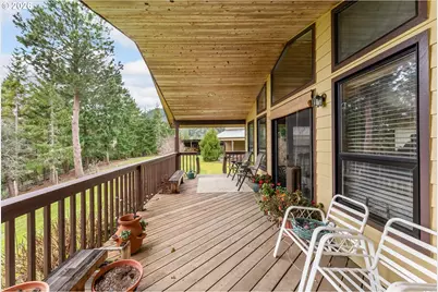 864 Larkspur Ln, Oakland, OR 97462 - Photo 27