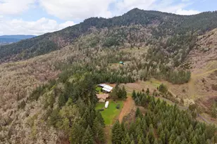 864 Larkspur Ln, Oakland, OR 97462 - Photo 43