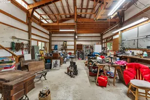 864 Larkspur Ln, Oakland, OR 97462 - Photo 33