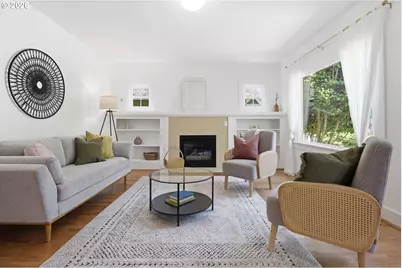 642 NE Holland St, Portland, OR 97211 - Photo 7