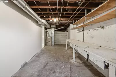 642 NE Holland St, Portland, OR 97211 - Photo 31