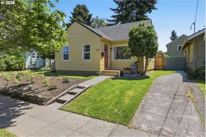 642 NE Holland St, Portland, OR 97211 - Photo 39