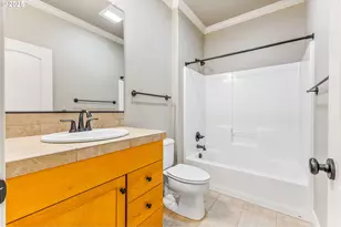 2271 Tuscana Ave, Salem, OR 97306 - Photo 7