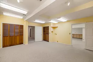 2323 W 28th Ave, Eugene, OR 97405 - Photo 35