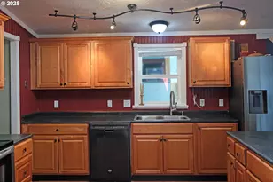 8300 NE Quatama St, Hillsboro, OR 97006 - Photo 5