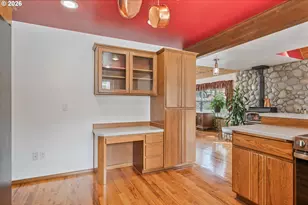 4515 Columbia Heights Rd, Longview, WA 98632 - Photo 9