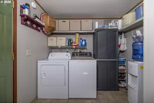 420 Leelo Ct, Florence, OR 97439 - Photo 37