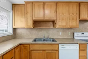 3817 NE 82nd Ave, Portland, OR 97035 - Photo 39