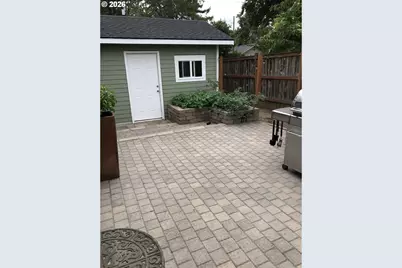2063 Onyx St, Eugene, OR 97403 - Photo 17