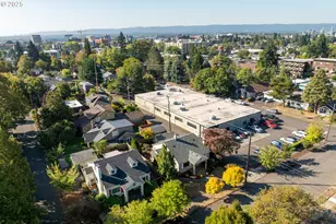 307 E 22nd St, Vancouver, WA 98663 - Photo 33